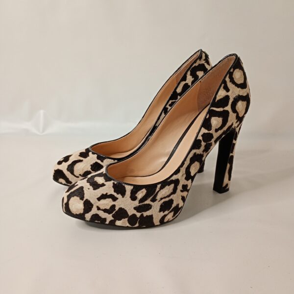 Decollete Guess in pelle maculata cavallino